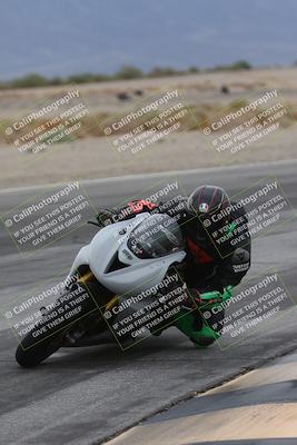 media/Sep-21-2025-Race Pace (Sun) [[98bf33ef95]]/Verified/5-Turn 15 Inside (930am)/